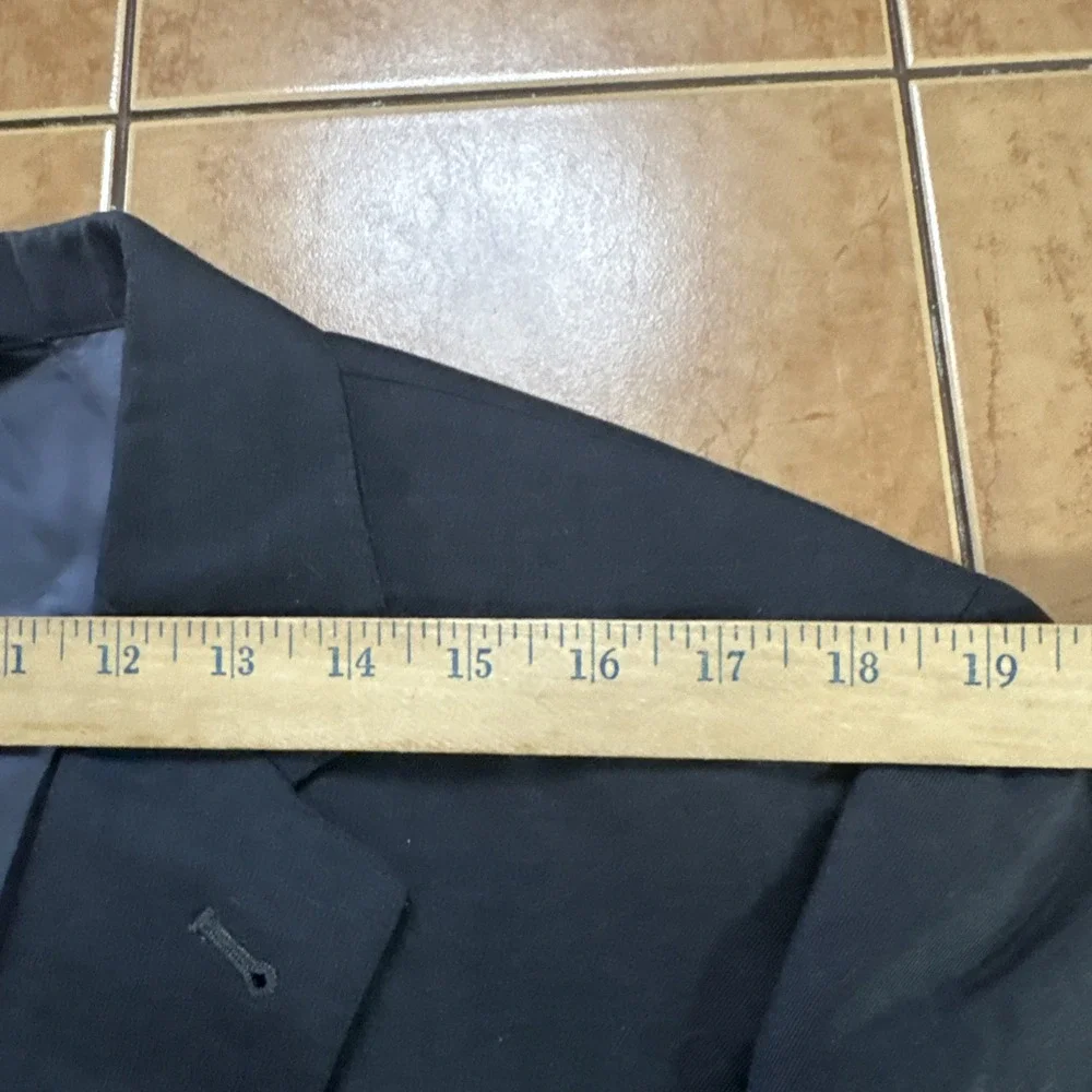 Jos A Bank Signature Gold 2 Piece Dark Gray 100% Wool Suit 40L Pants 34 x 31
